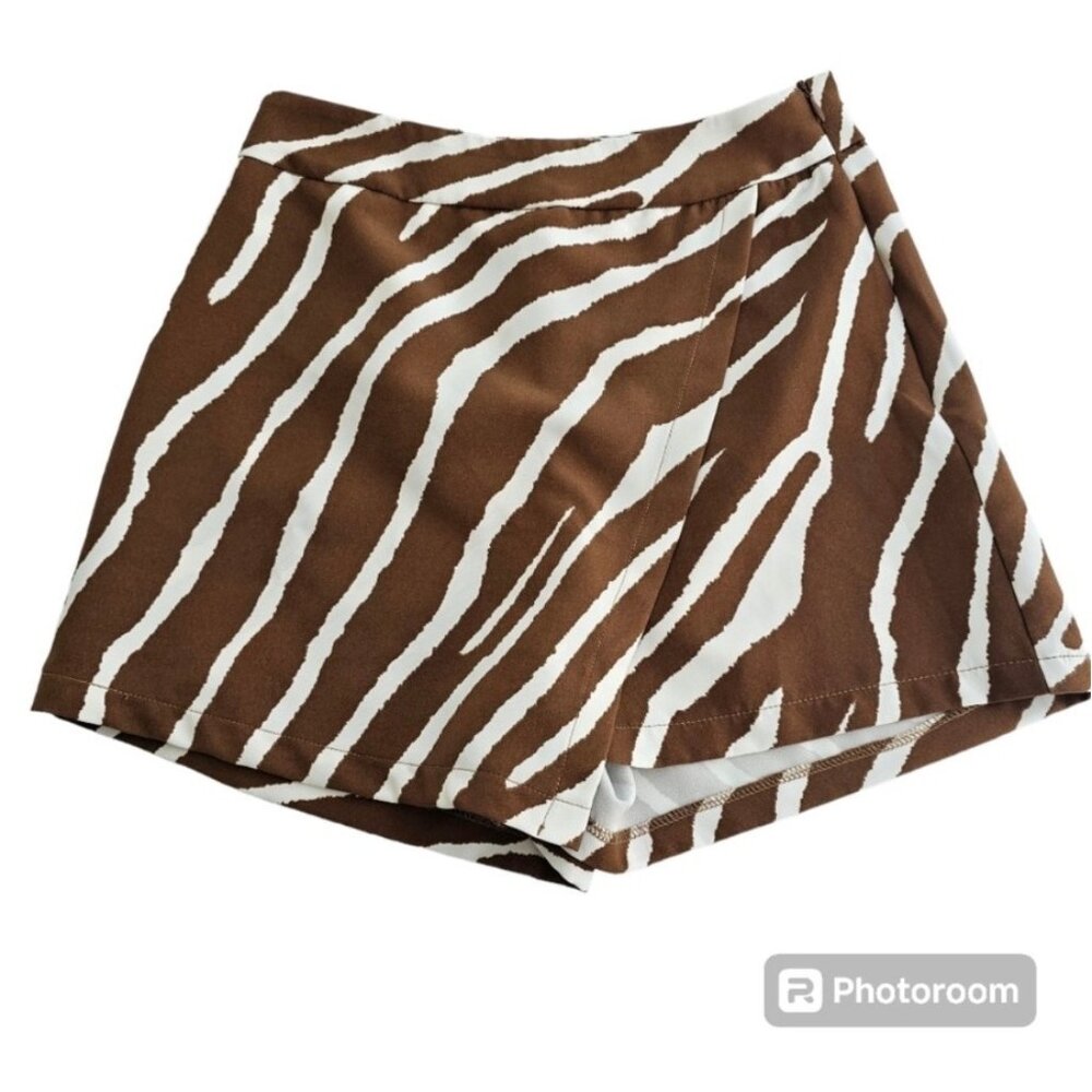 Brown Zebra Print Skorts Sz L